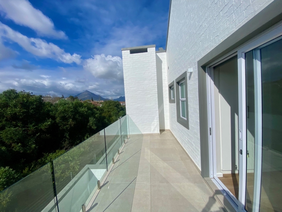 3 Bedroom Property for Sale in Gevonden Estate Western Cape